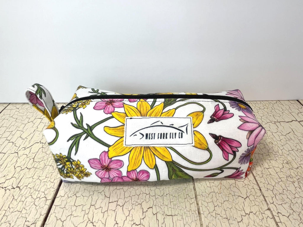 Mountain Wildflowers Zipper Pouch: Handmade Cotton Travel Organizer